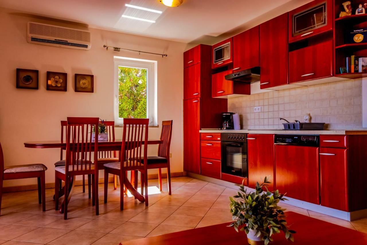 Abby Apartment Kornic Luaran gambar
